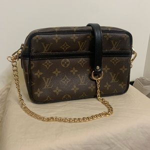 Louis Vuitton crossbody bag